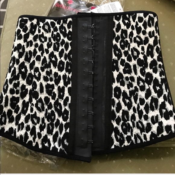 🎉 BF🎉2 Hook Colombian waist trainer - Picture 2 of 3